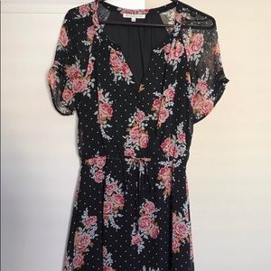 Beautiful Daniel Rainn floral dress